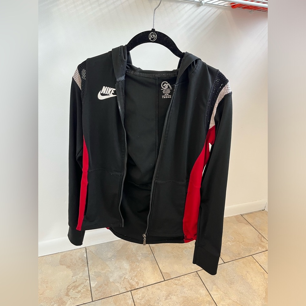 Nike track top